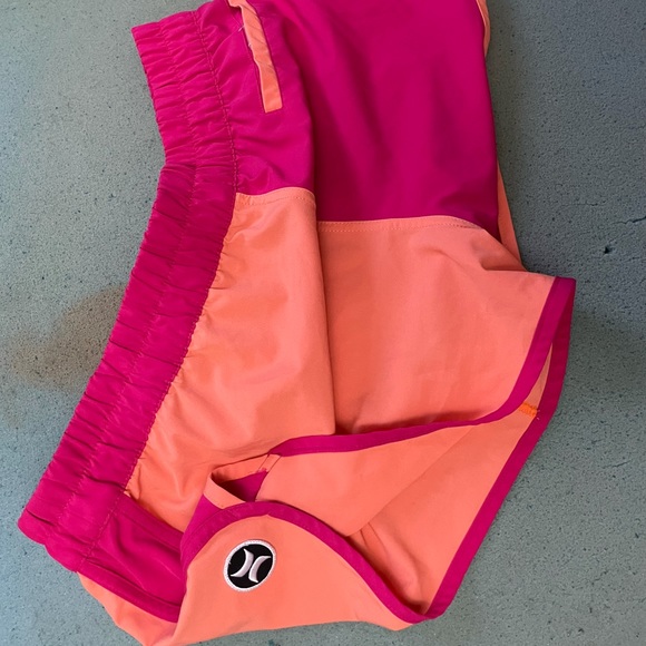 Hurley swim shorts - Picture 2 of 5